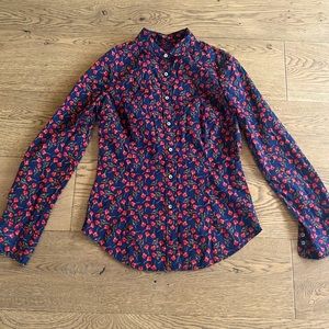 J crew Womens button down Poppy fabric